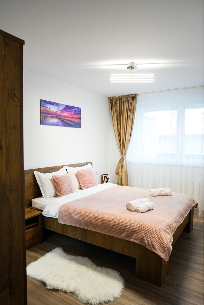 Închiriez Apartamnet în Regim Hotelier