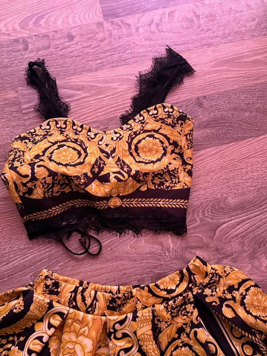 Комплект пола и бюстие