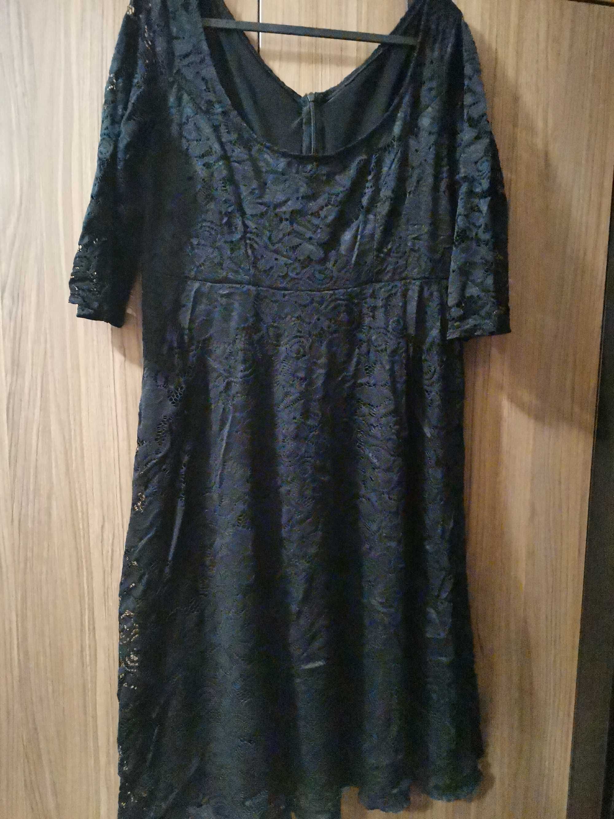 Черна дантелена дамска рокля, размер 52.