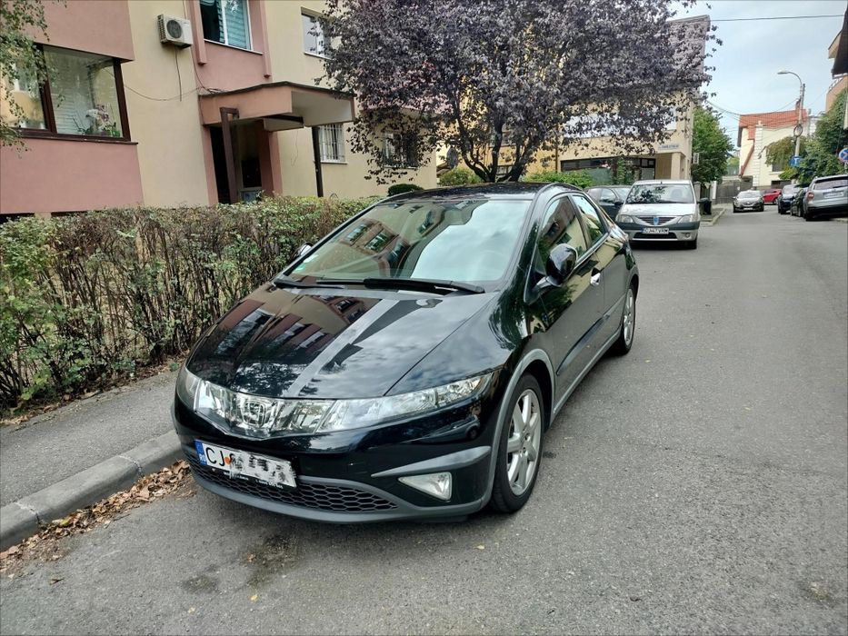 Honda Civic 1.8 i-VTEC   2007   146.500 km