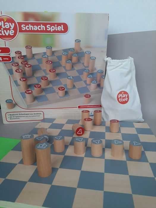 Детски шах PLAYTIVE