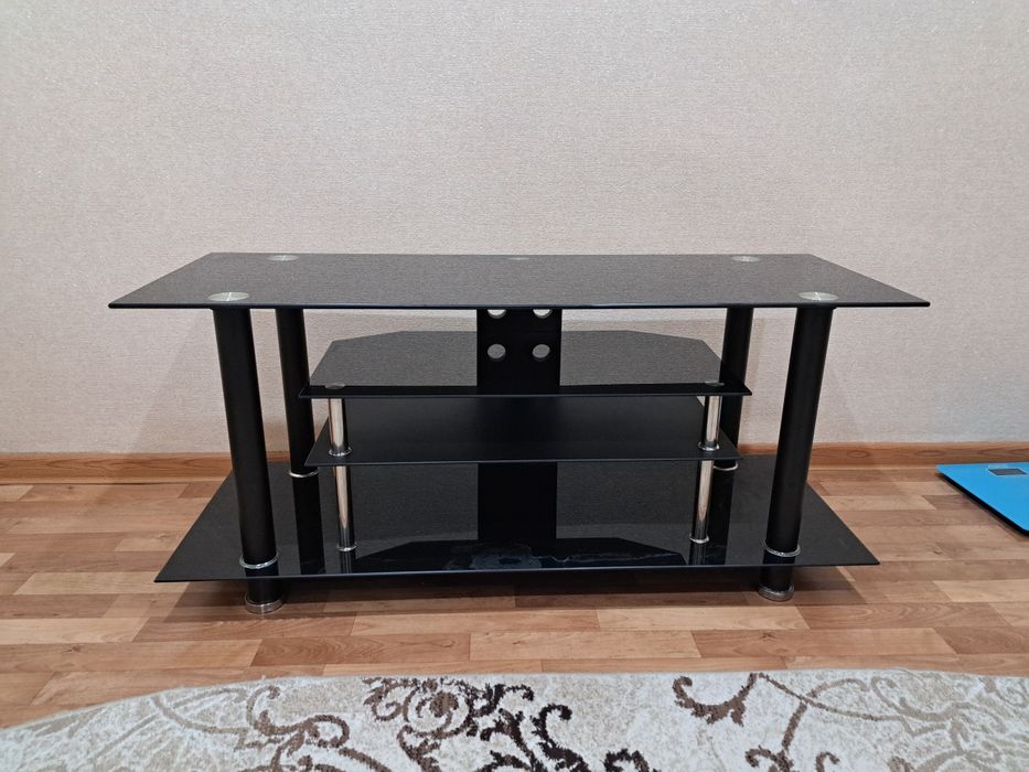 Продам стеклянную тумбочку под телевизор