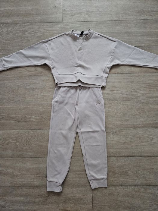 Vand trening Adidas fete 9-10 ani