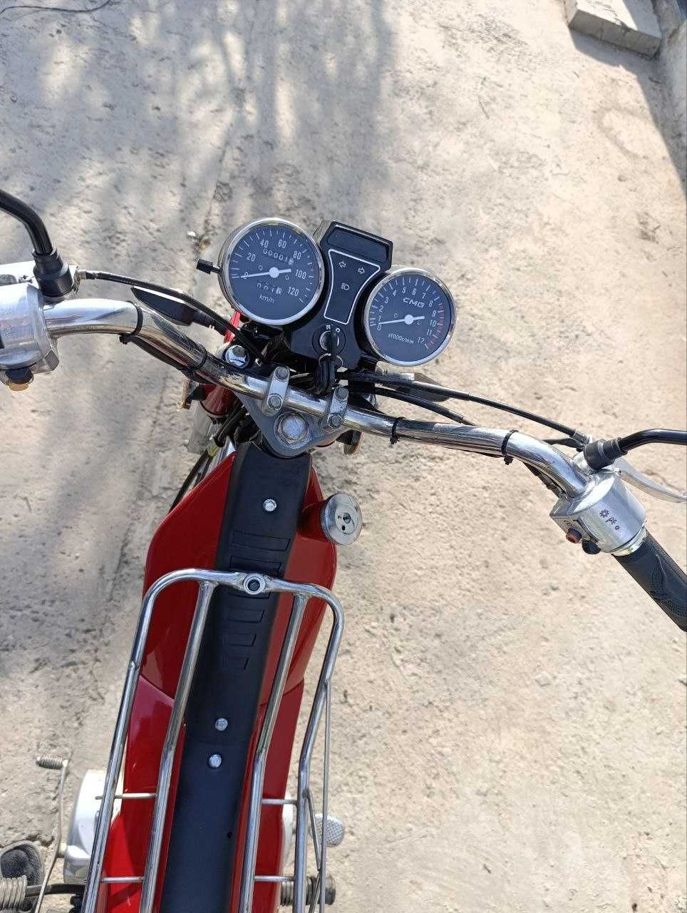 Продается скутер Lifan