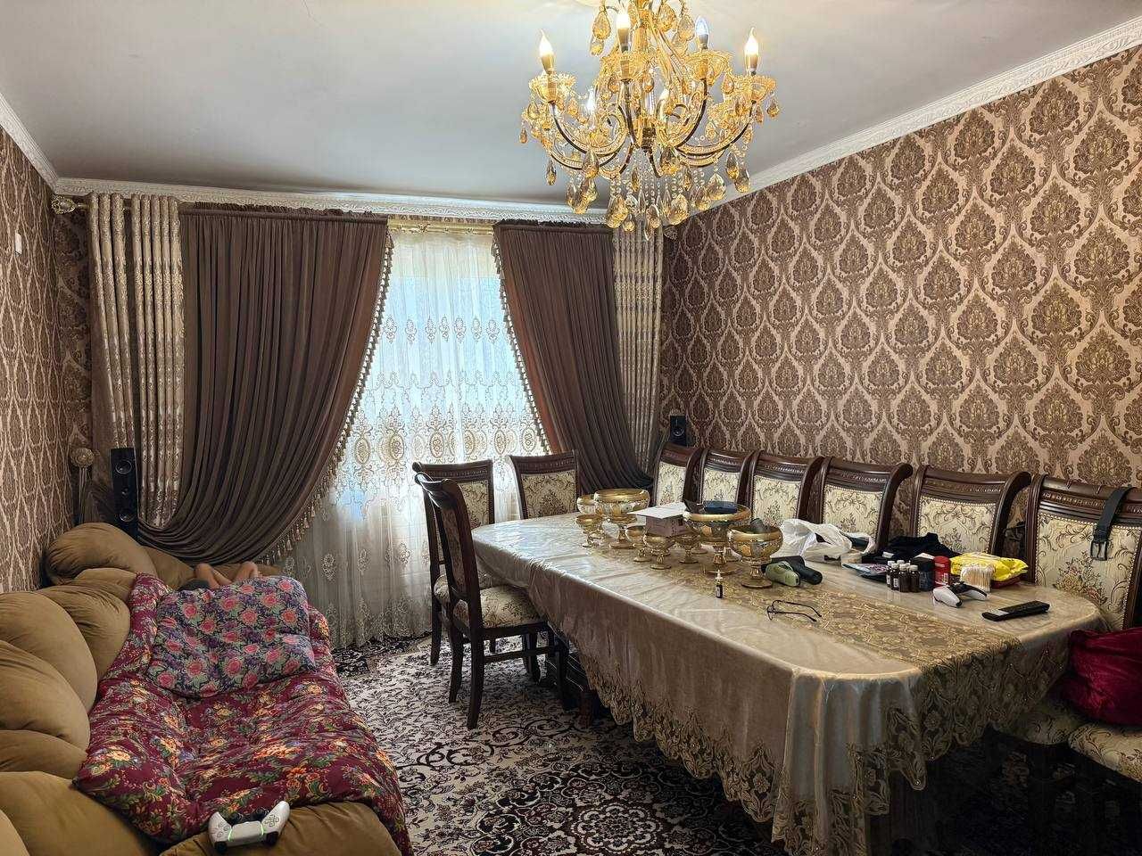 Коттедж в Янгихаете, 2 этажа, 5 комнат, срочно!
