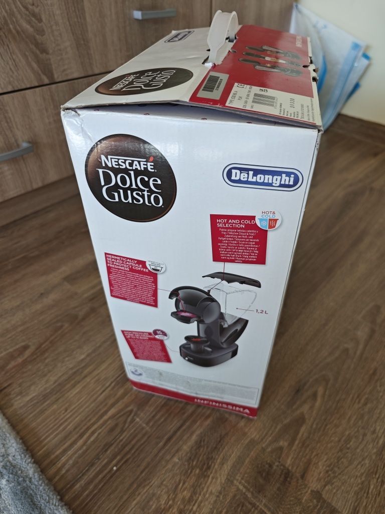 Aparat de cafea DeLonghi