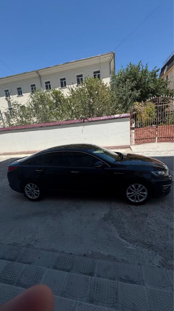 Kia optima sotiladi