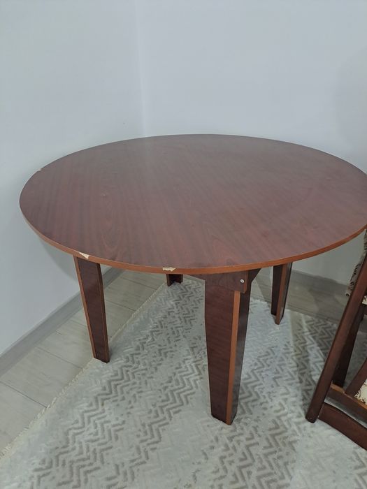 Продам кухонный круглый стол