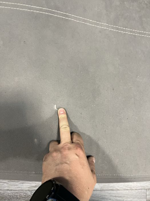 Продавам диван !!