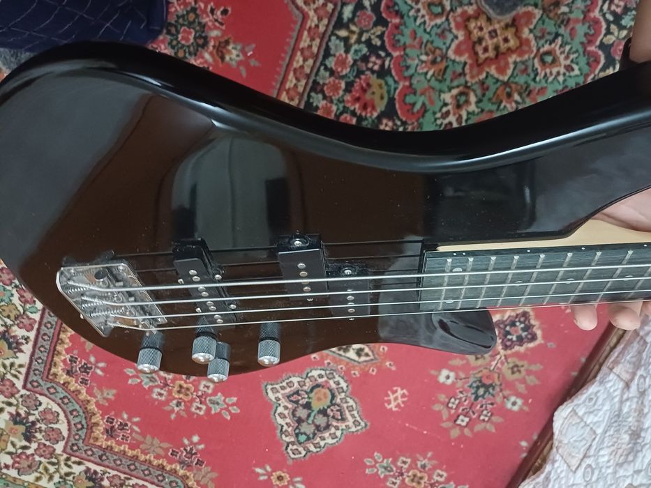 Бас гитара PJ без фирмы