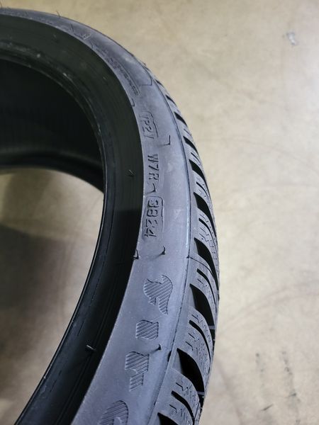 235/35/19 FIRESTONE 4бр