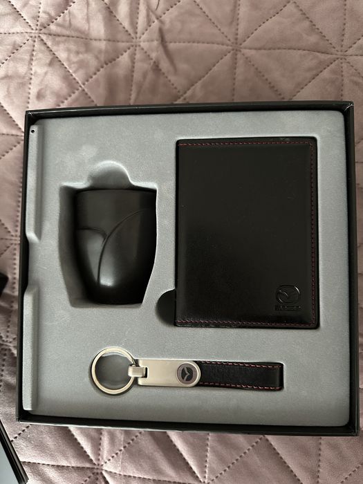 Mazda сет кутия чаша ключодържател калъф