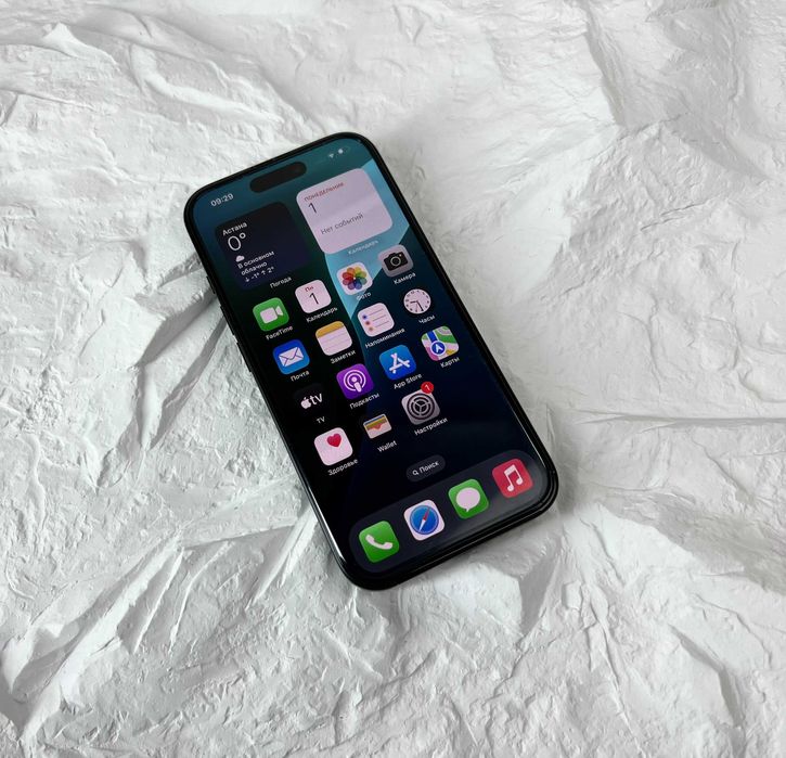 В идеале телефон Айфон 16 128Gb\ 100%, РАССРОЧКА 0 0 12