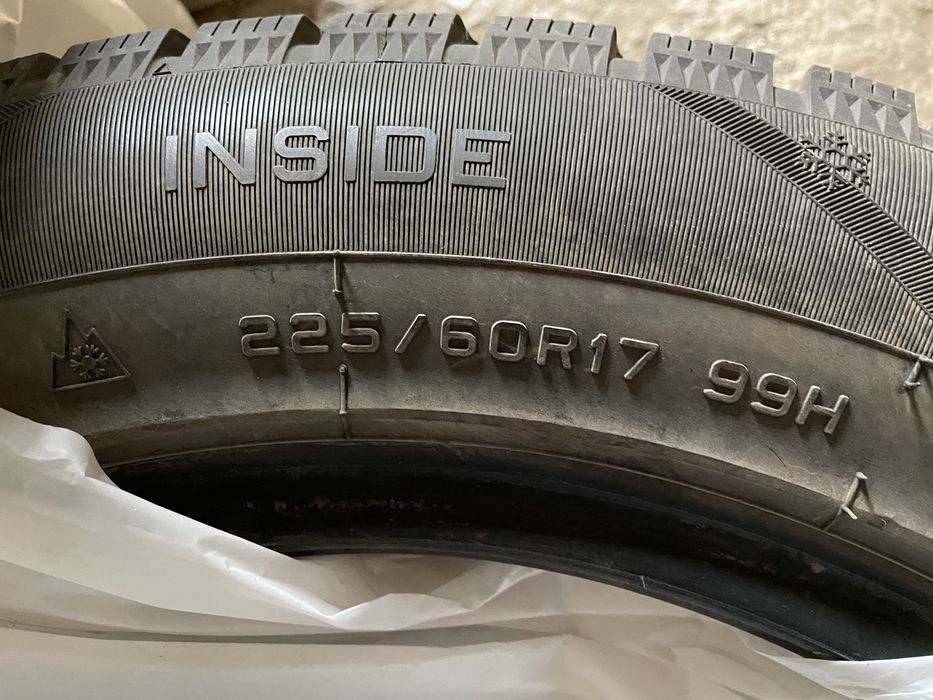 Зимние шины (всесезонные).