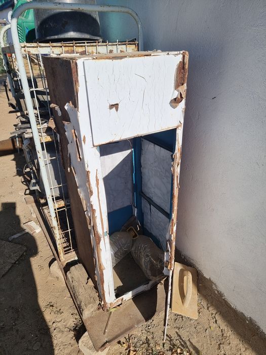 Продам железный сейф