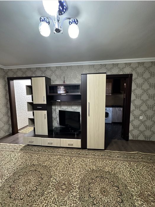 Ялангач Кв-1ком ( 187-190шкл) Академгородок. бывш Налоговая