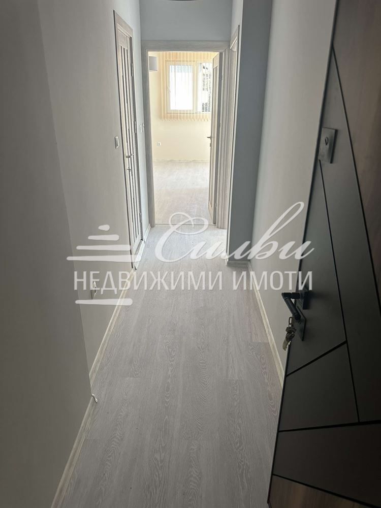 Продава се Двустаен апартамент в Търговище, Център - 63 кв.м за 1174 €/кв.м - Снимка #6