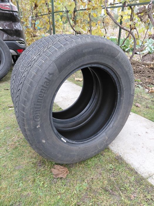 Anvelope  iarna continental 235,65,r17