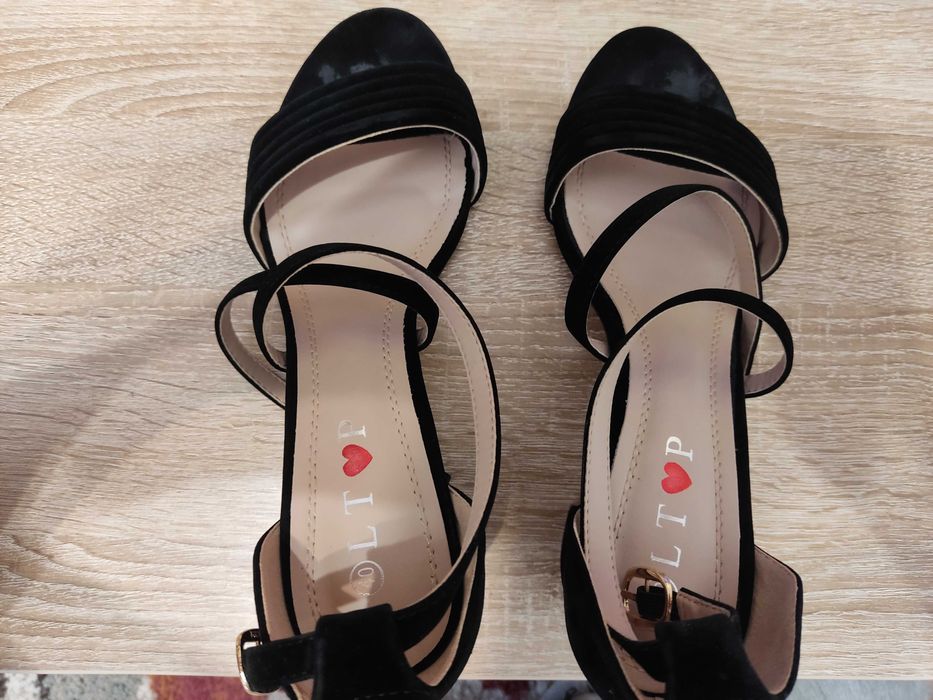 Pantofi dama cu toc negri