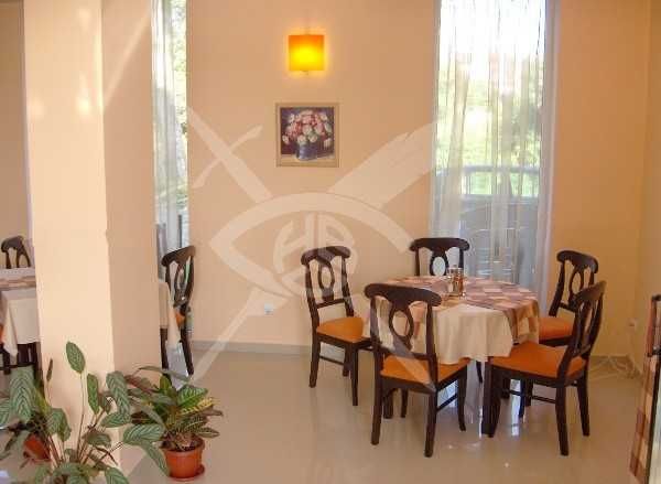 Продава се Хотел в с. Лозенец, Област Бургас - 3458 кв.м за 384 €/кв.м - Снимка #2