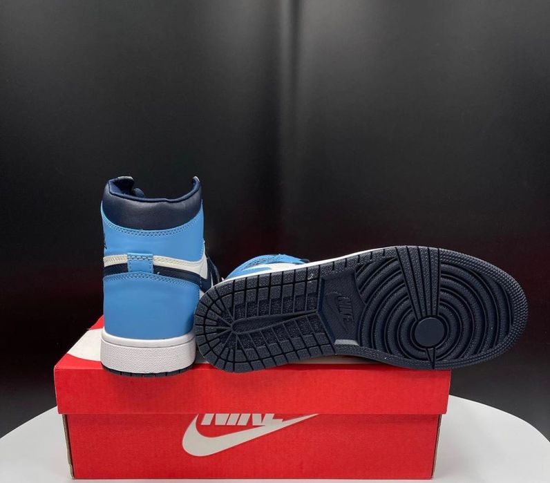 Air Jordan 1 Retro High OG obsidian