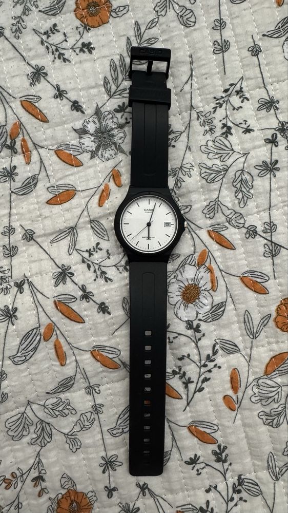 Продам часы Casio