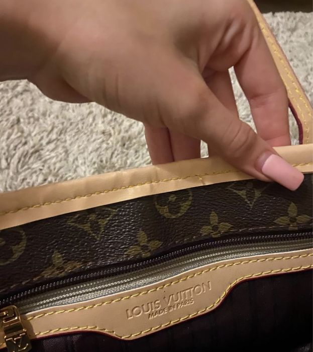 Louis Vuitton чанта