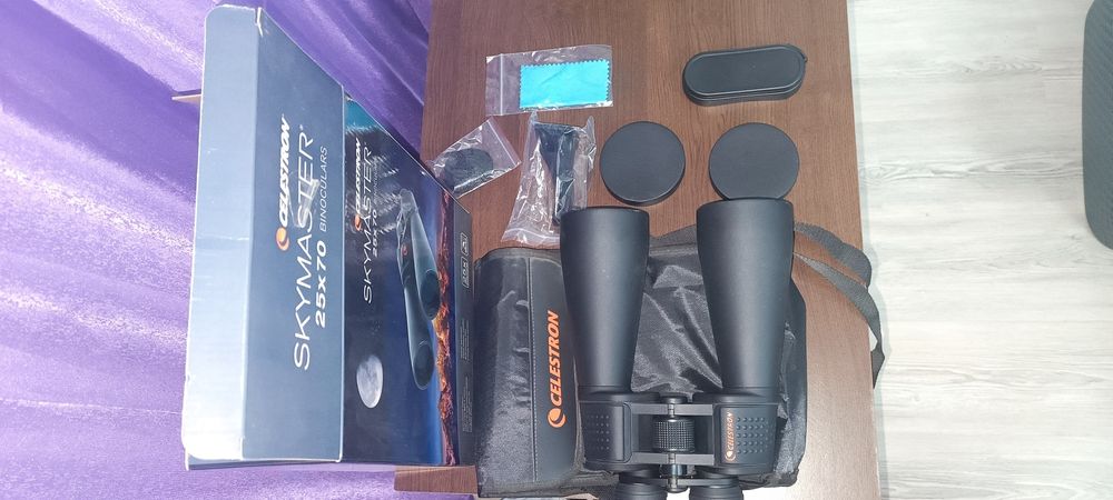 Celestron SkyMaster 25x70 – ca nou, complet (BaK-4, adaptor trepied, h