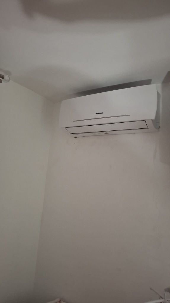 Instalator/ montaj aer conditionat