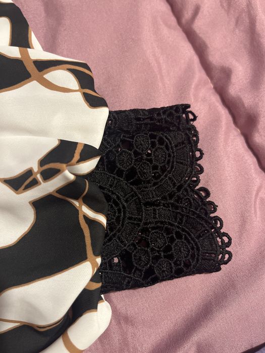 Нова елегантна блуза с дантела