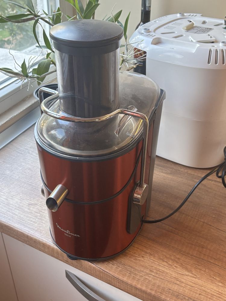 Сокоизтисквачка moulimex 1000w