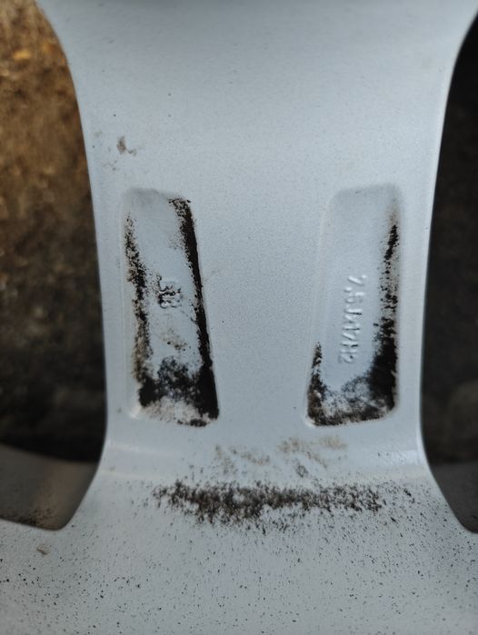 Vând jante aliaj RC Design R17 + anvelope iarnă