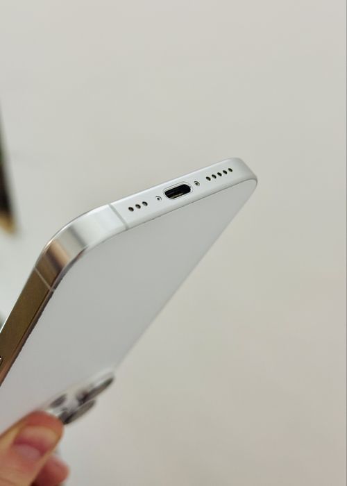  iPhone 16 Pro 128GB 94% White Titanium Neverlocked