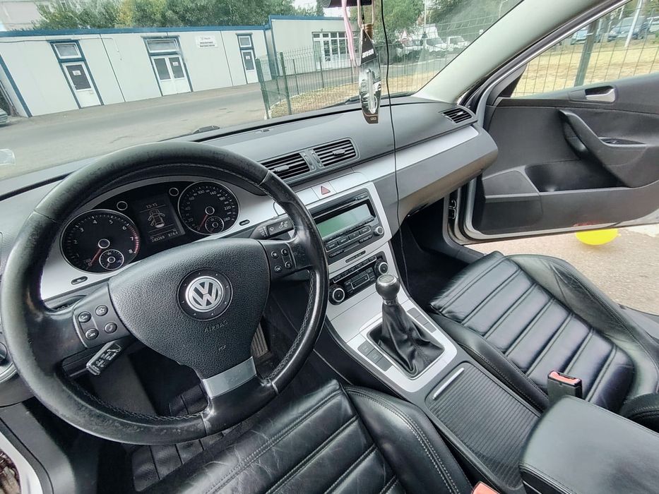 De vânzare Volkswagen Passat , Benzina