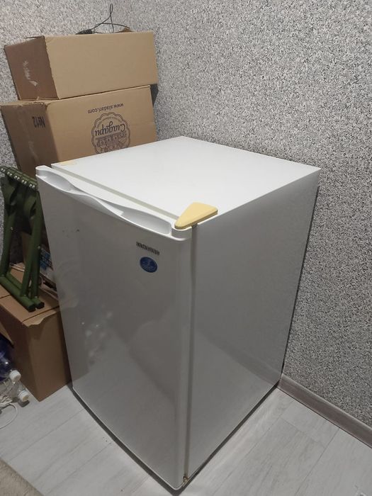 Холодильник Samsung