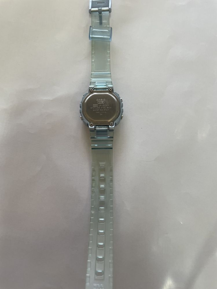Дамски часовник casio