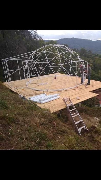 Куполна шатра купол къща