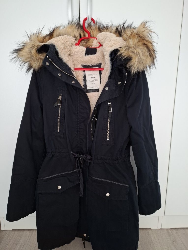 Parka Bershka mar M