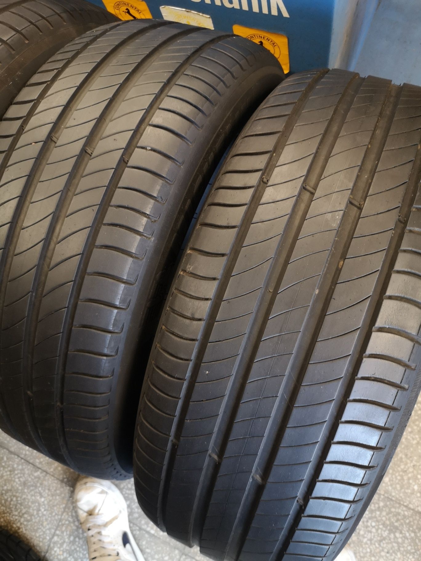 235 55 18 Michelin Primacy 4