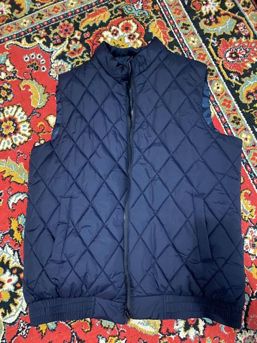 Безрукавка 4 хл сатылады