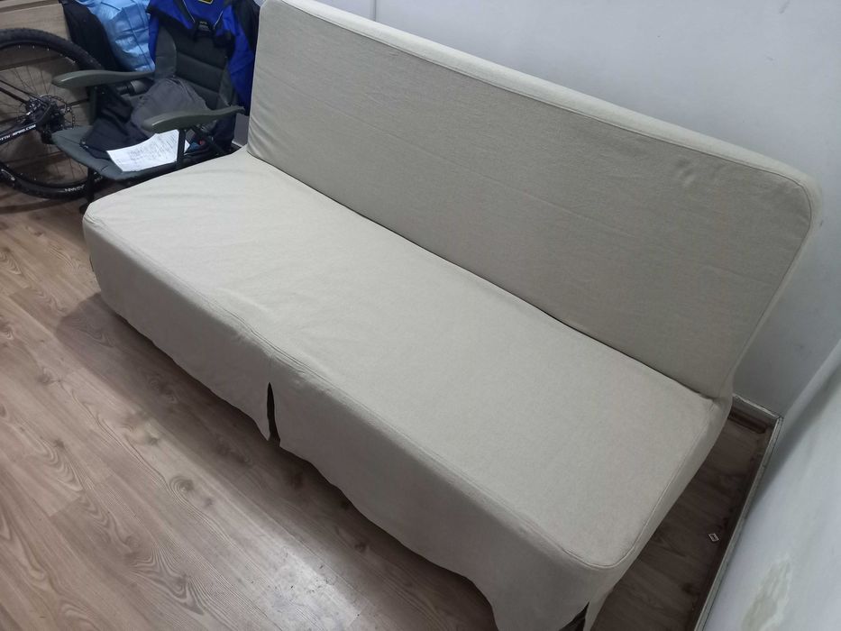 Canapea extensibila ikea, stare impecabila