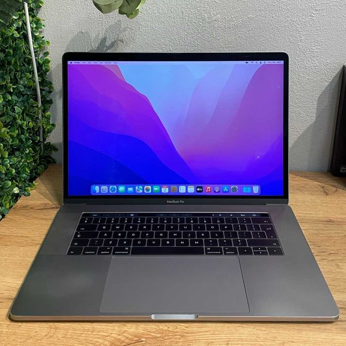 MacBook Pro 15 2016 i7 SSD 512GB RAM 16GB AMD Radeon 455 | TrueGSM
