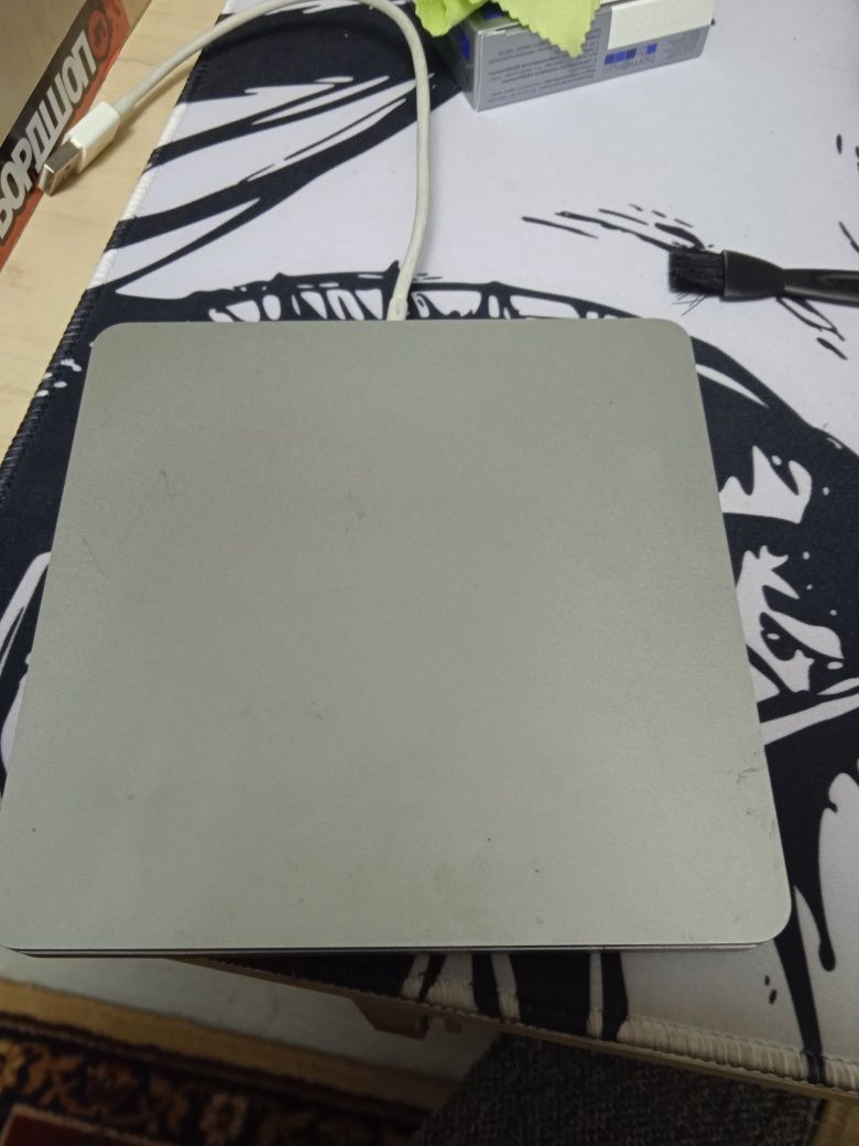 Дисковод Apple USB