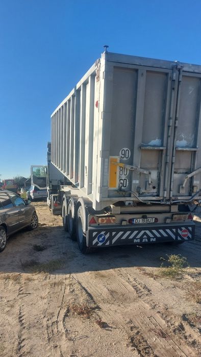 Vând ansamblu cereale!