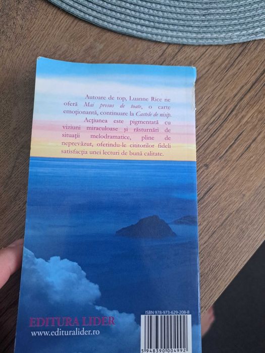 Carte Mai presus de toate!