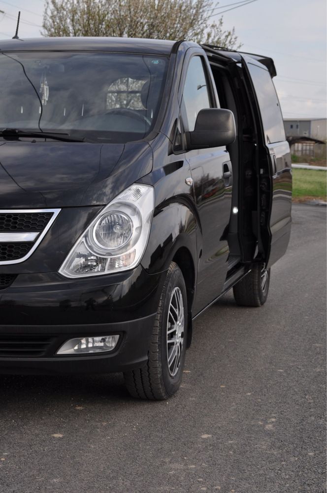 Hyundai H1 Mixt - 2.5 Diesel - Ideal pentru marfa/transport persoane