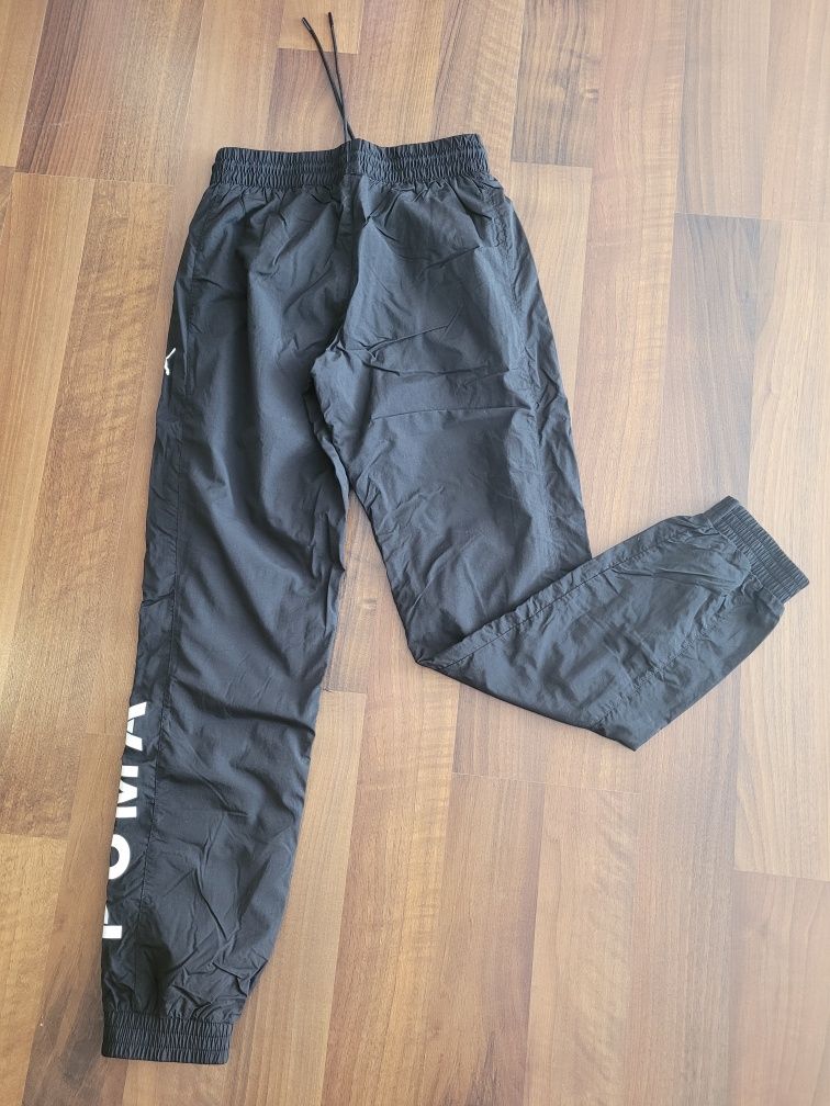 Pantaloni sport Puma, marimea M