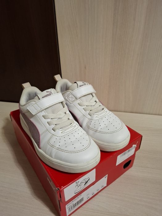 Adidasi / Pantofi sport fete