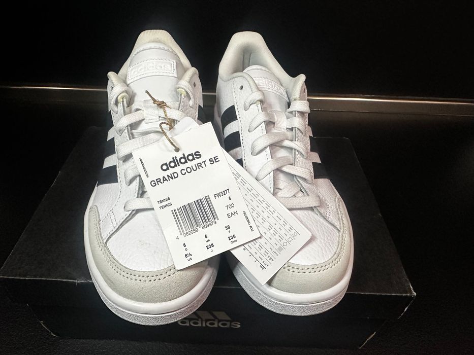 Adidas Grand Court SE – НОВИ, с кутия и етикети!