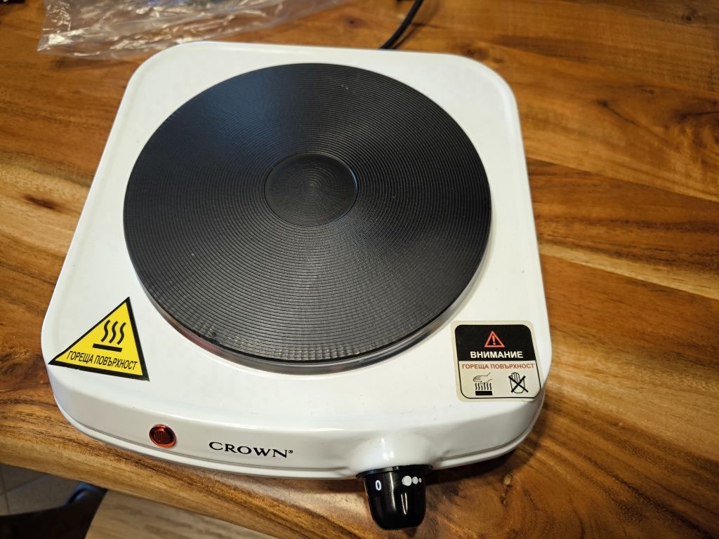 Нов Crown CHP-102W електрически котлон 1500 W – мощен и стилен